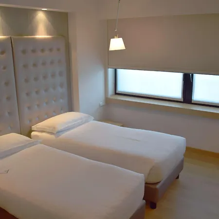 Devero & Spa, Bw Signature Collection
