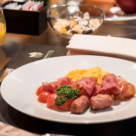 Devero & Spa, Bw Signature Collection Hotel Cavenago di Brianza