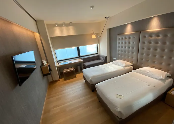 Devero & Spa, Bw Signature Collection Hotel Cavenago di Brianza