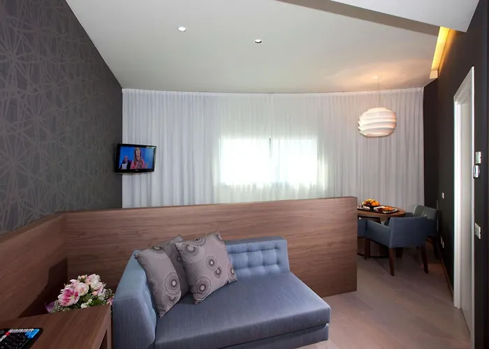 Devero & Spa, Bw Signature Collection