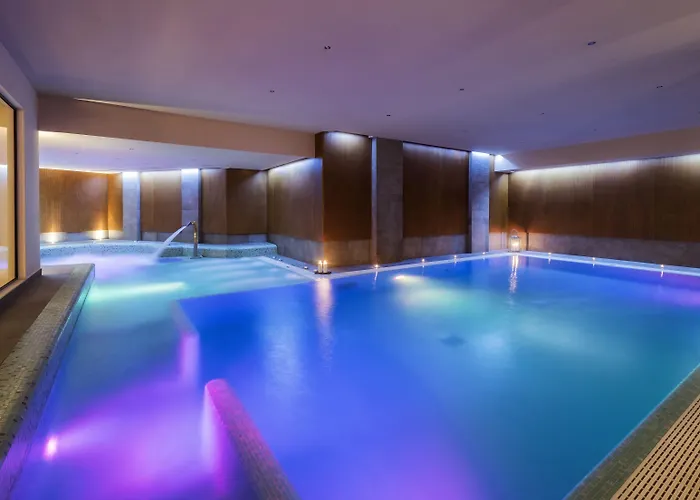 Devero & Spa, Bw Signature Collection Hotel Cavenago di Brianza